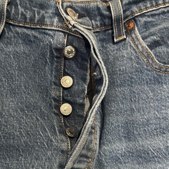 Levi's CAPRI Blue Denim Jeans with Signature Patch - Picture 6 of 12